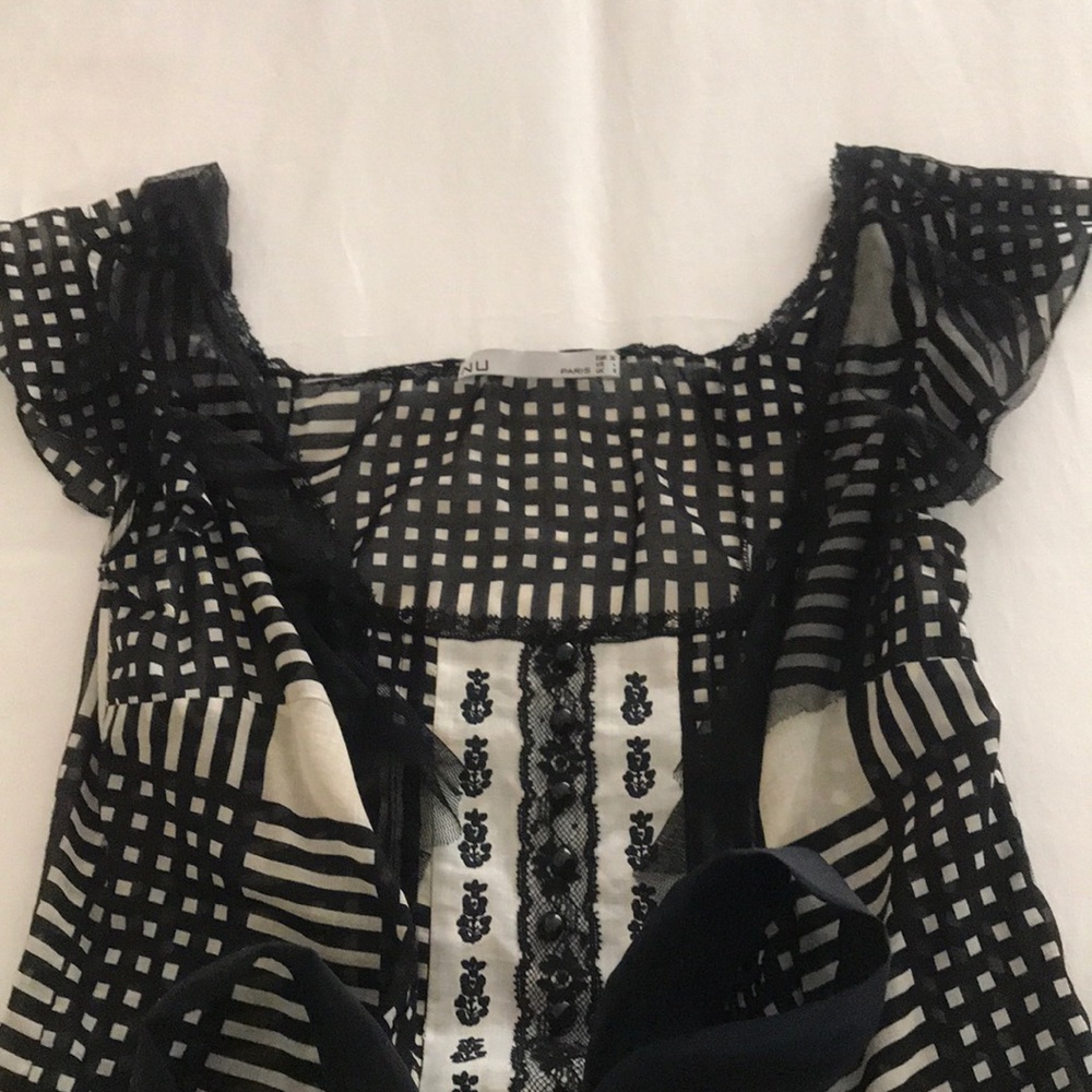 Beautiful top from Paris - Picture 2 of 6